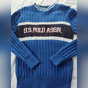 U.S. POLO ASSN Men's Pullover Sweater. Size Medium. Long Sleeves.